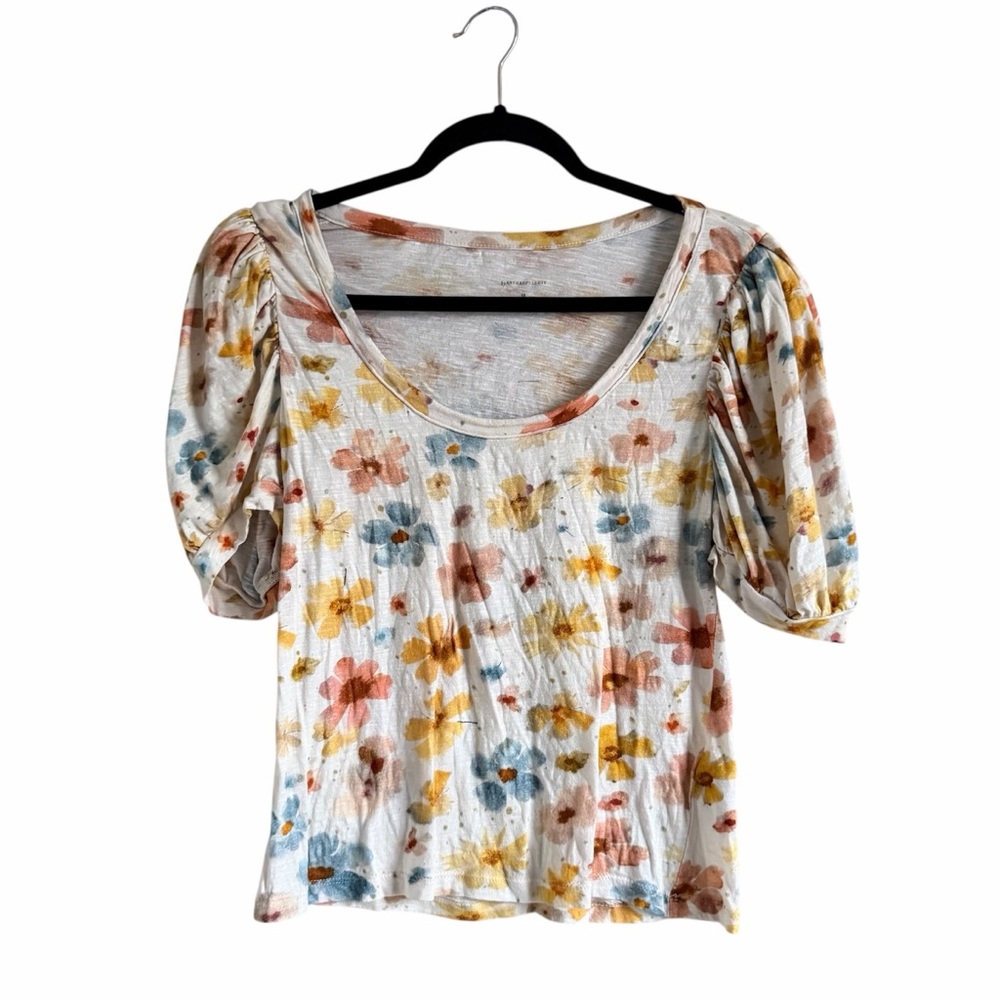 Anthropologie floral Puff Sleeve Tee Size Medium